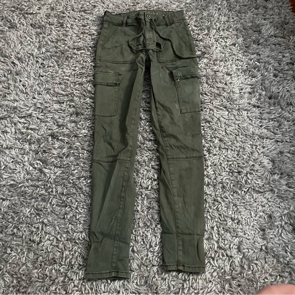 American eagle army green cargo Jeggings size 4